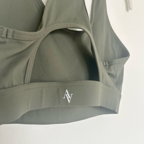 All Access Legging & Sports Bra Set - Picture 8 of 9